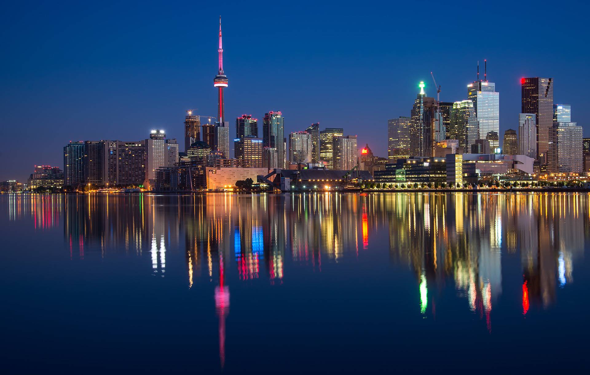 Toronha Toronto: Caldeirão cultural, conheça e apaixone-se | IE Intercâmbio