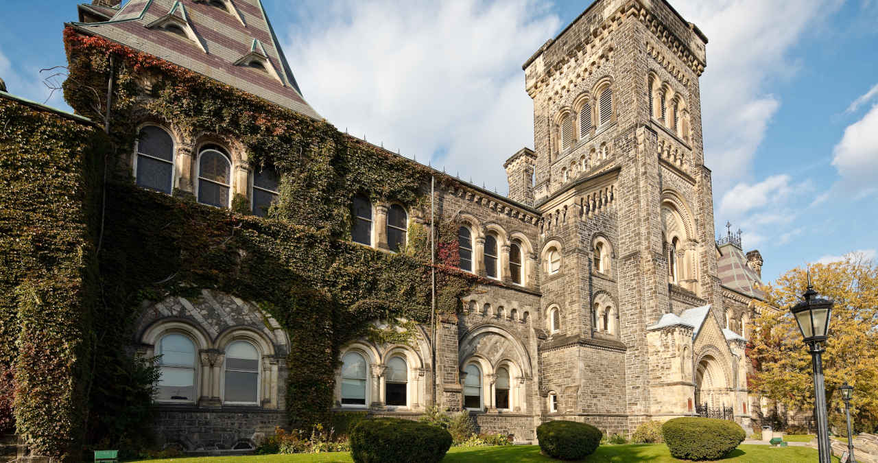 Universidade de Toronto: A melhor universidade do Canadá!