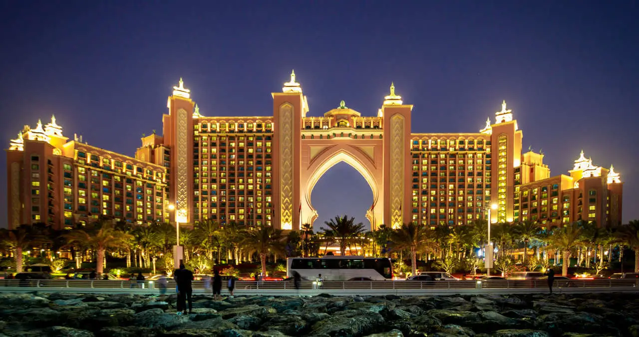 Emirados Árabes Unidos: Conheça a nação da cidade de Dubai!