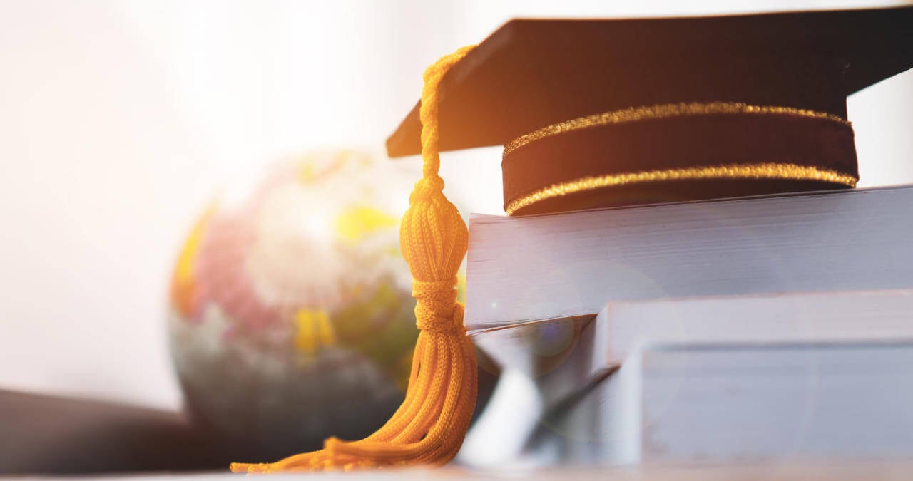 Conheça as faculdades internacionais que aceitam o ENEM!